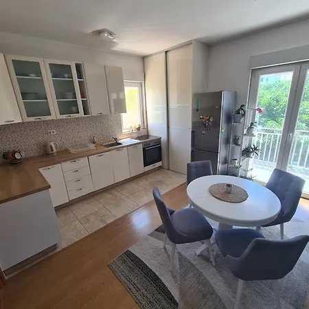 Appartement Trebisnjica *