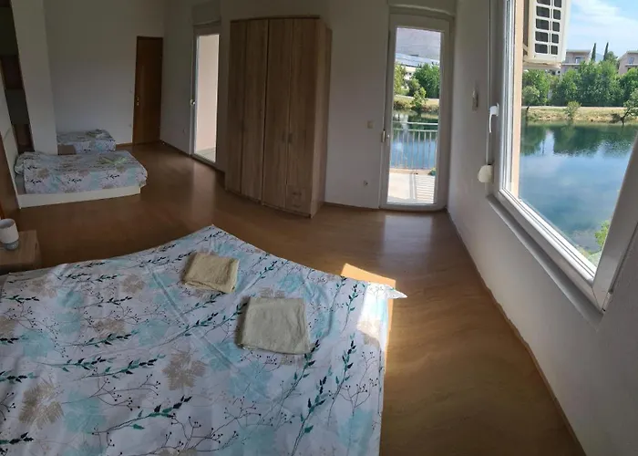 Trebisnjica شقة تريبينيي